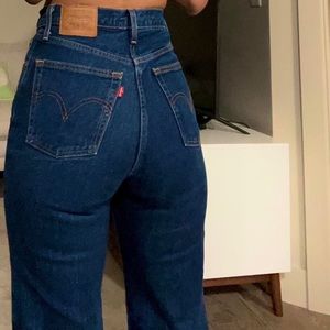 Levis ribcage straight